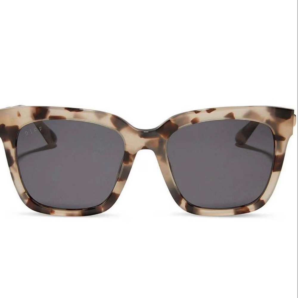 DIFF Bella Leopard Polarized Sunglasses